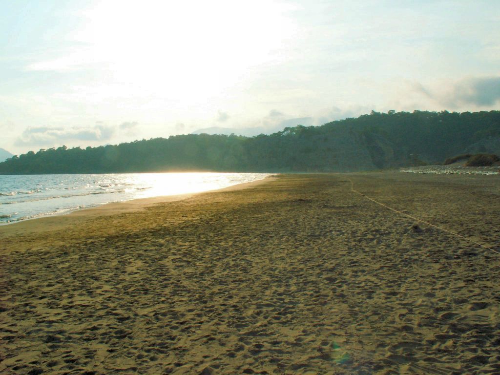 DALYAN - het strand op schilpaddeneiland