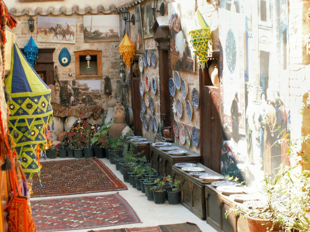 ANTALYA - een binnenplaats