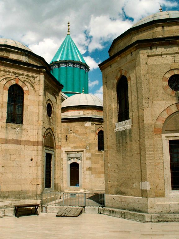 KONYA - de groene tempel bij het Mevlâna museum