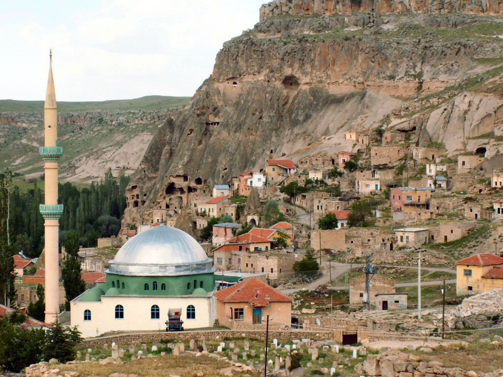 IHLARA -> ÜRGÜP - een moskee onderweg