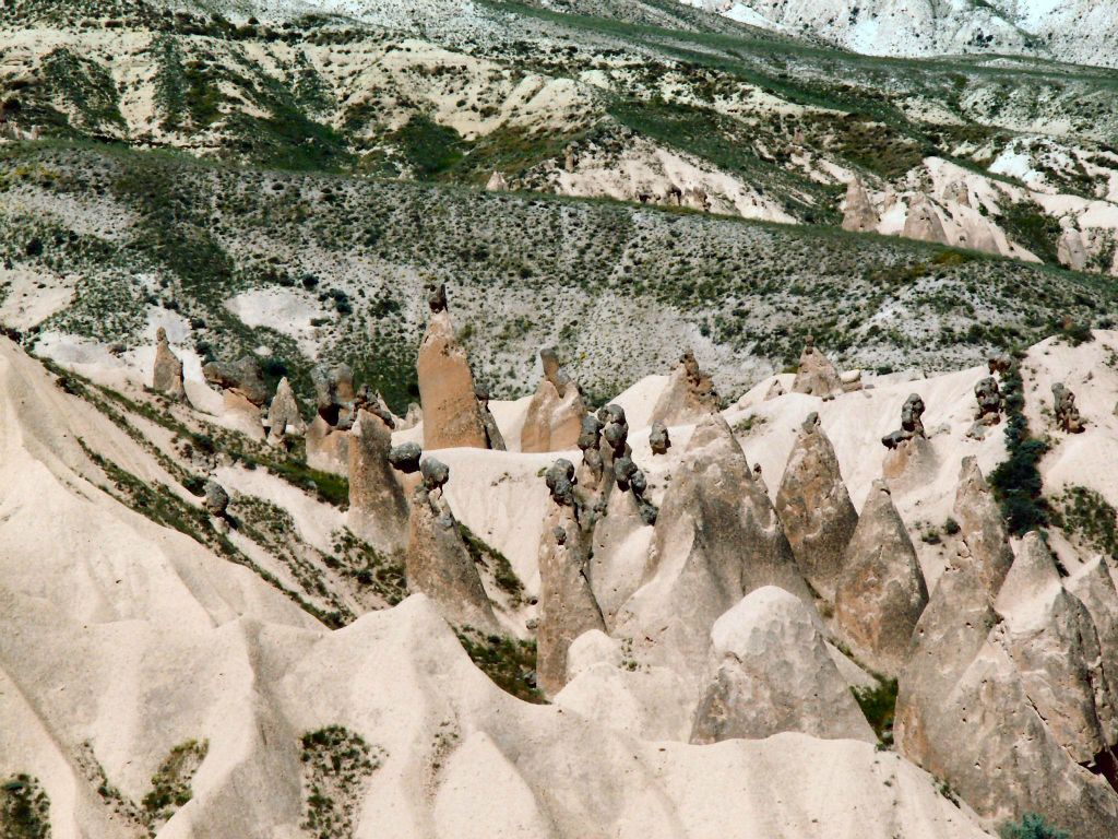 CAPPADOCIЁ - de rotsformaties in de Devrent-vallei
