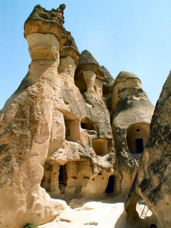 CAPPADOCIЁ - enkele rotskerken in de Monks-vallei