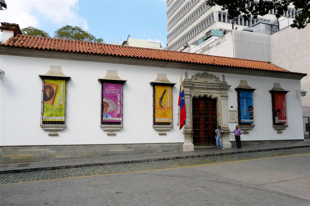 CARACAS - het Bolivariaanse museum