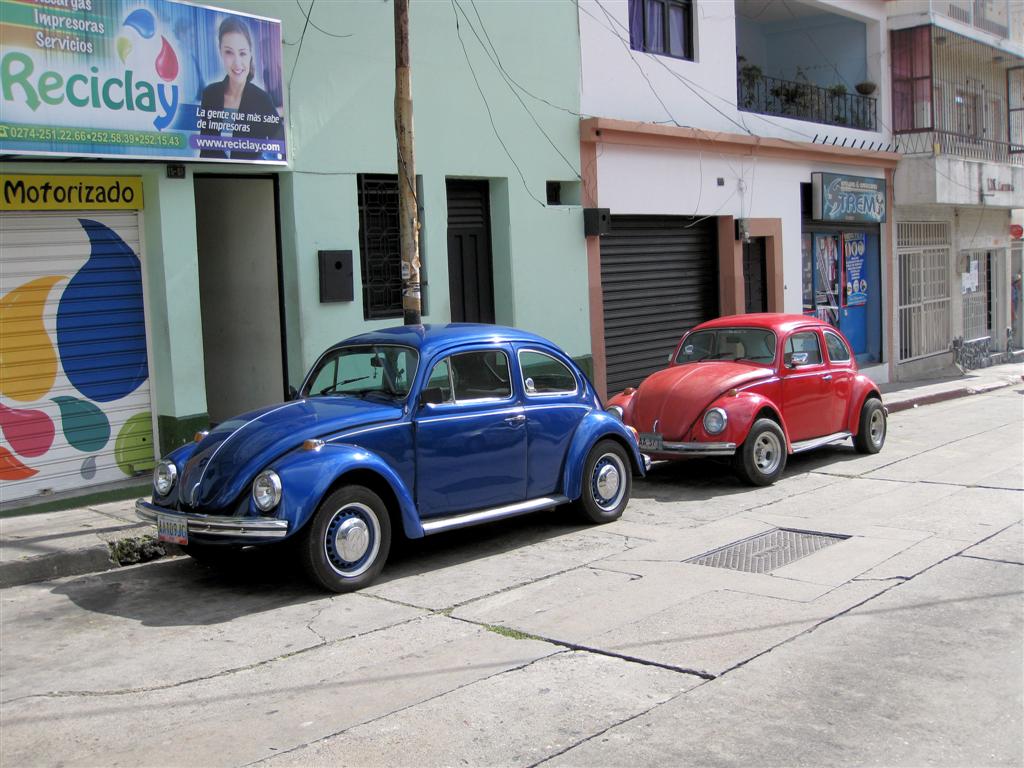 MÉRIDA - twee Volkswagen kevers