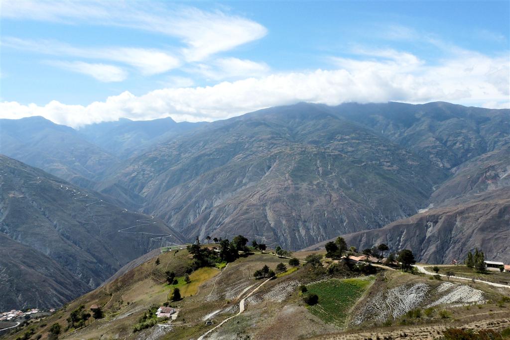MÉRIDA -> LOS NEVADOS - berglandschap onderweg