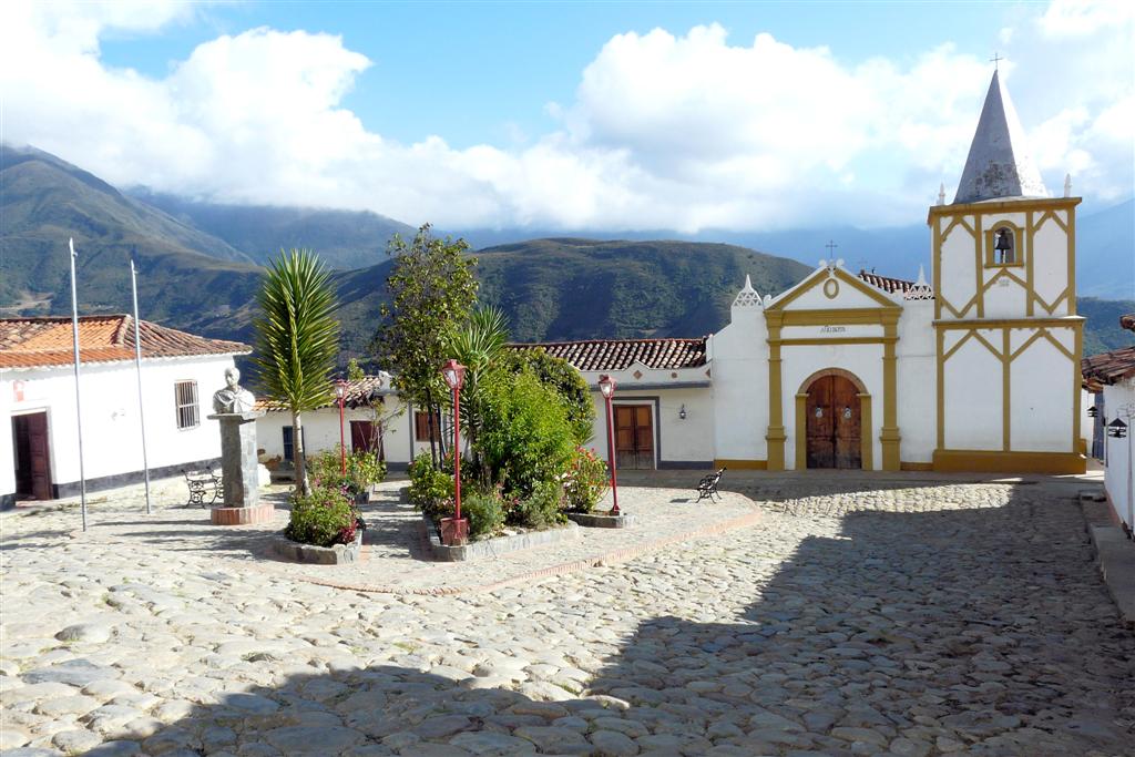 LOS NEVADOS - kerk van het dorp