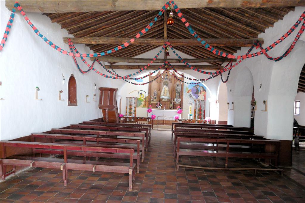 LOS NEVADOS - in de kerk van het dorp