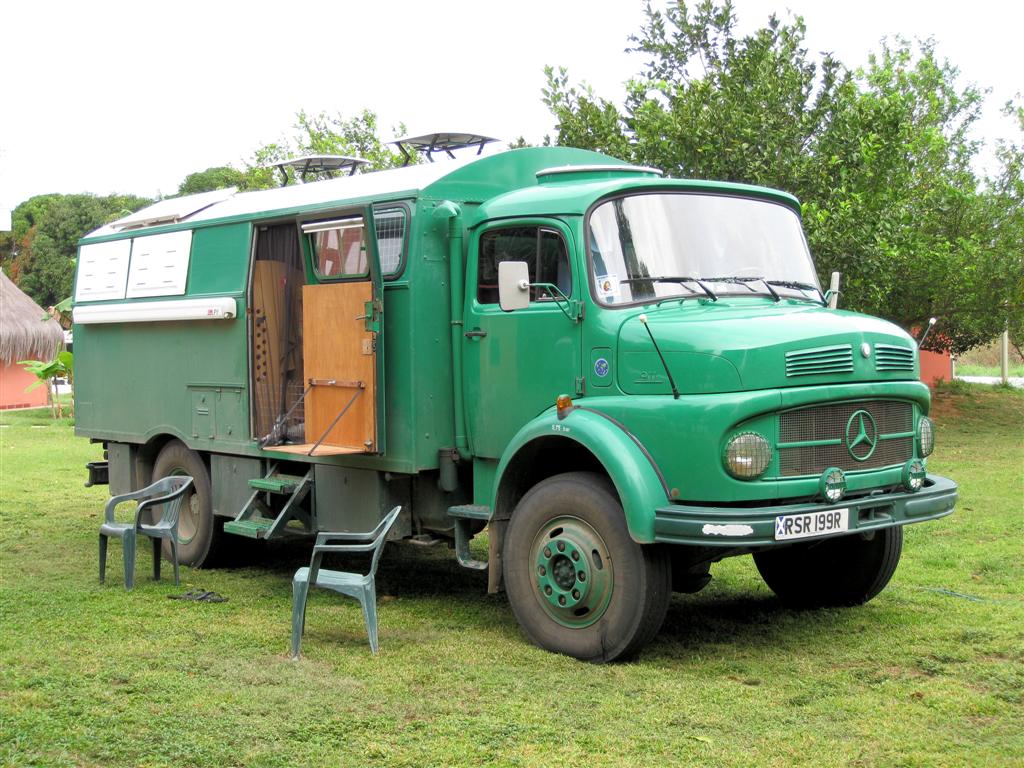 CIUDAD BOLĺVAR - Mercedes omgebouwd tot camper