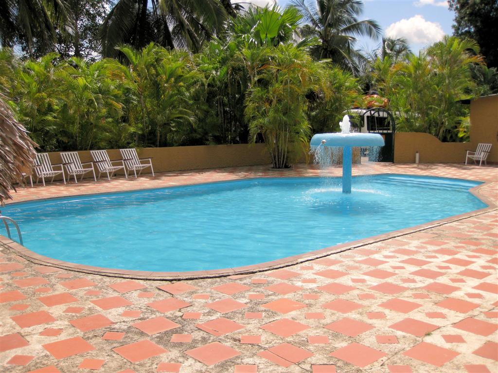 MATURIN - zwembad van onze lodge