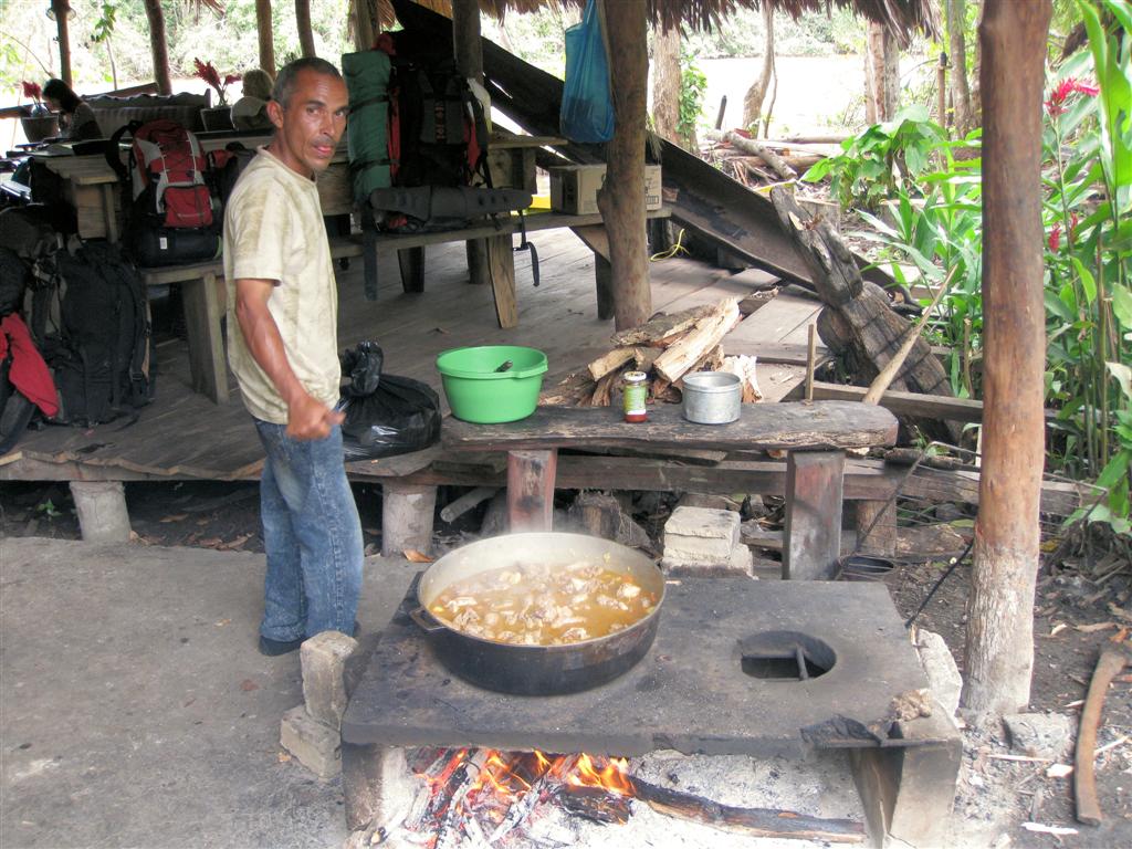 ORINOCO DELTA - klaarmaken van onze lunch