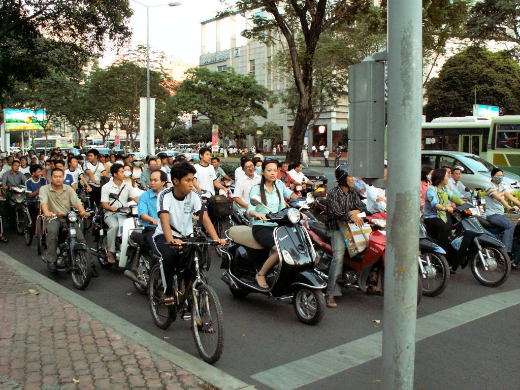 SAIGON - vele brommers