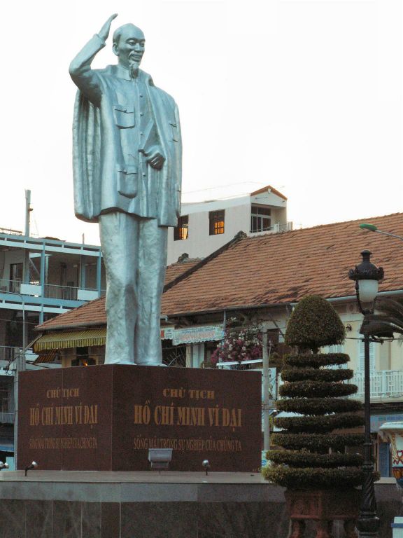 CAN THO - het Ho Chi Minh standbeeld