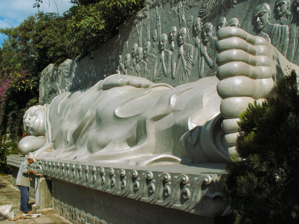NHA TRANG - een liggende buddha