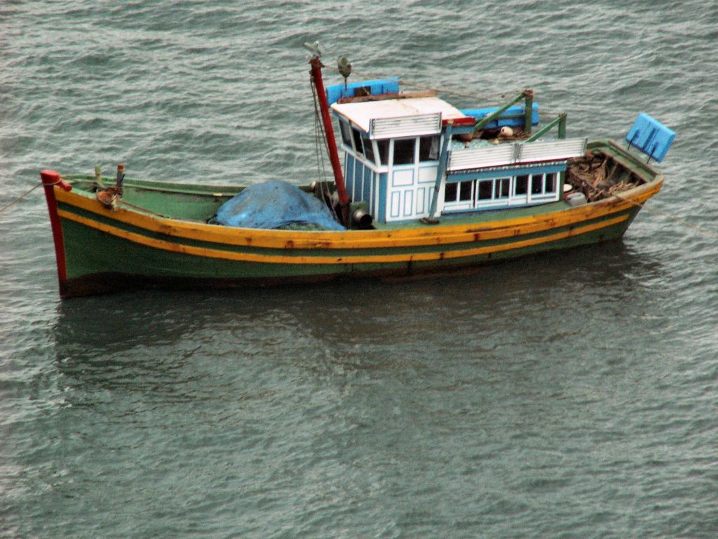 NHA TRANG -> QUINHON - een vissersboot