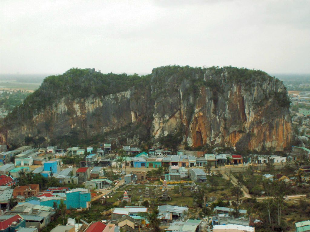 HOI AN -> DA NANG - het uitzicht vanaf Marble mountains