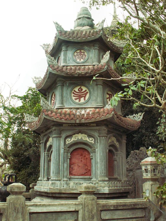 HOI AN -> DA NANG - een tempel bij Marble mountains