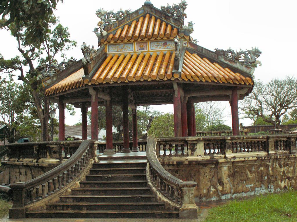 HUÉ - een prieel bij de citadel