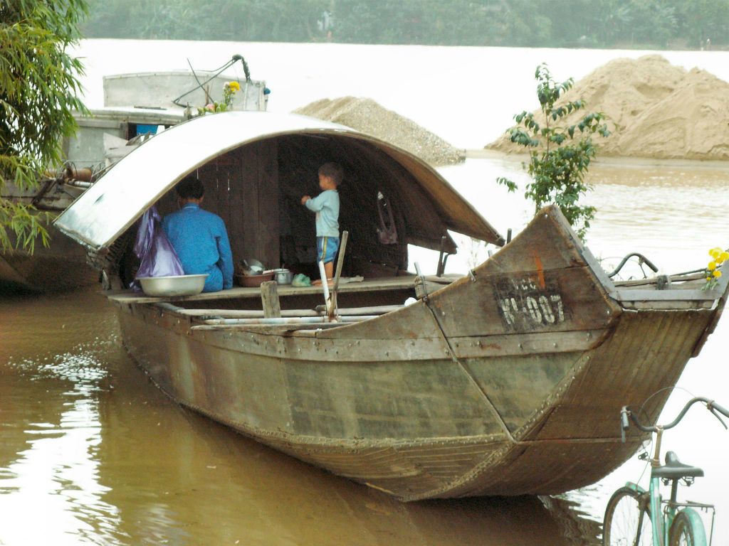 HUÉ - een boot