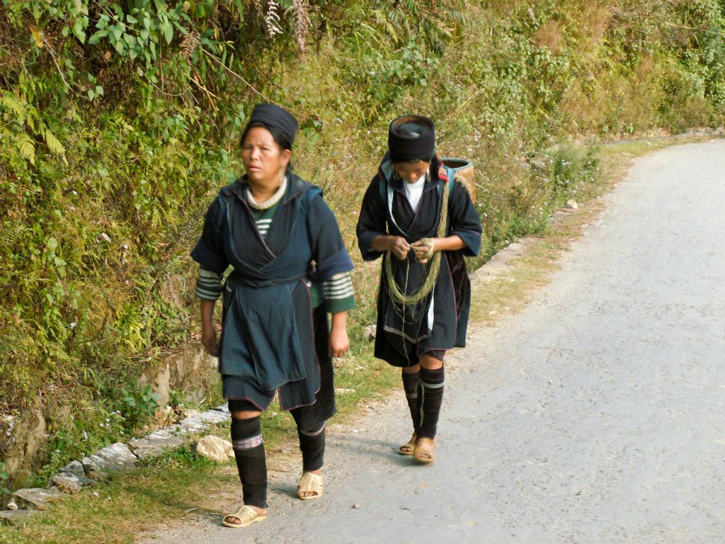 SAPA - twee bergstam vrouwen