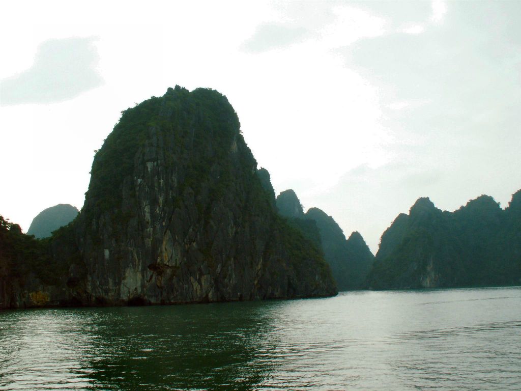 HALONG BAY - het landschap