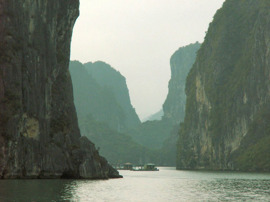 HALONG BAY - het landschap