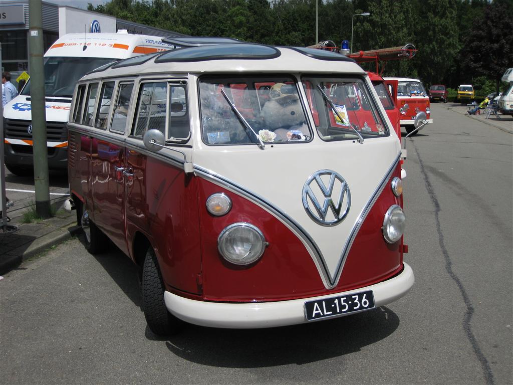 Volkswagen Bus type 24 - 1965
