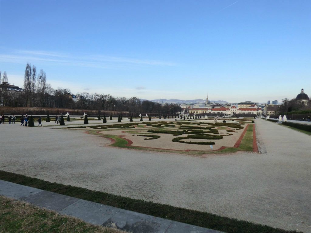 WENEN - de tuin van het Slot Obere Belvedere uit 1722