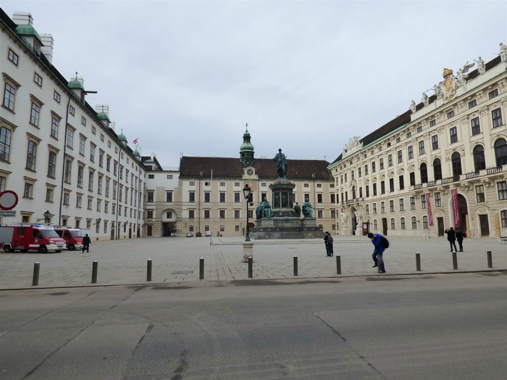 WENEN - het Innenhof, het binnenhof van het paleis Hofburg complex