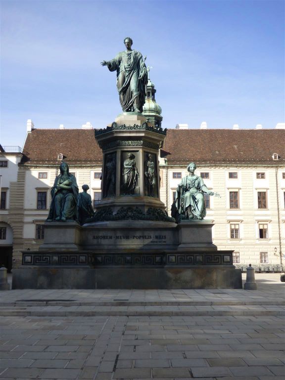 WENEN - een monument uit 1826 van keizer Frans I van Oostenrijk