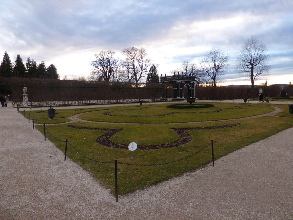 WENEN - de tuin van het Schönbrunn Paleis