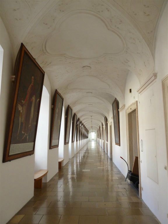 MELK - de bogengalerij in het museum van de abdij van Melk (Stift Melk)