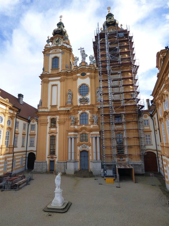 MELK - de kerk van de abdij van Melk (Stift Melk)