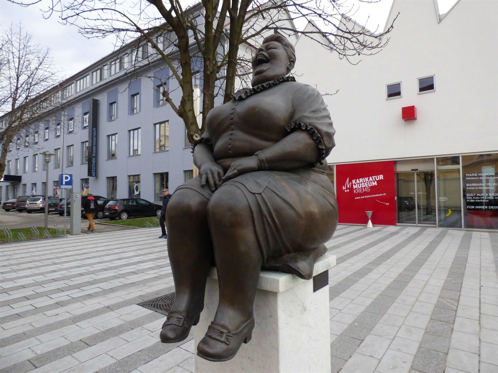 KREMS - een standbeeld ontworpen door Manfield Deix