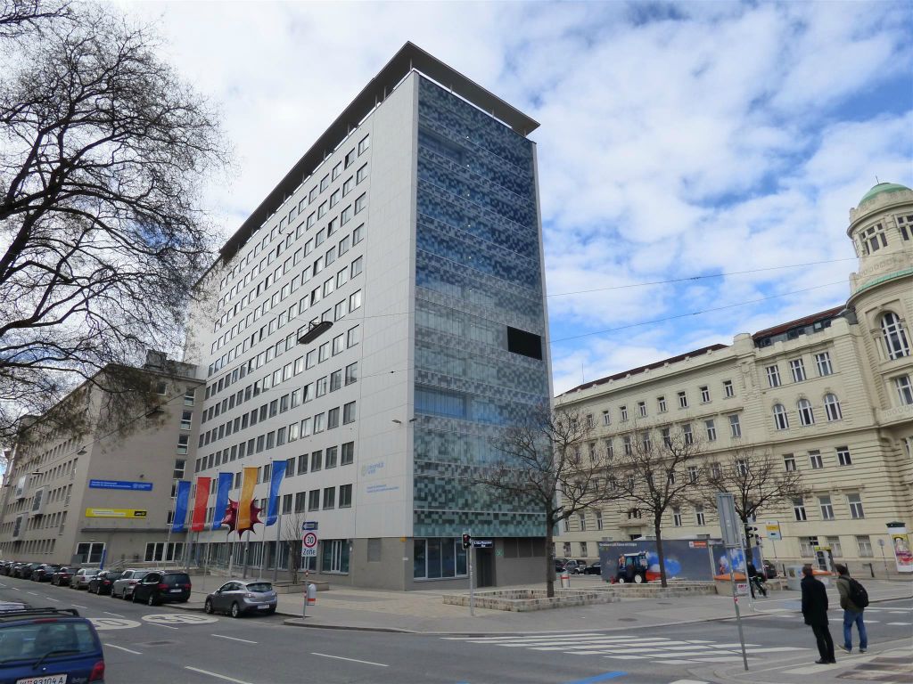 WENEN - de universiteit met de faculteit wiskunde en economische wetenschappen