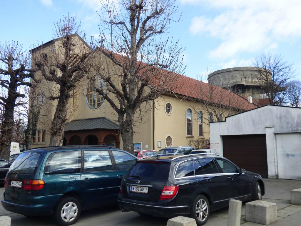 WENEN - de Muttergotteskirche, een parochiekerk bij het openbare park Augarten