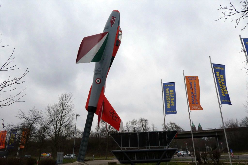 SPEYER - een F-84F Thunderstreak jachtbommenwerper bij het Technik museum Speyer