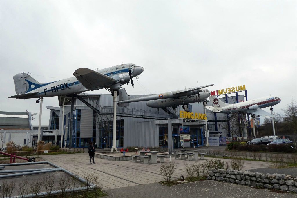 SPEYER - enkele vliegtuigen bij het Technik museum Speyer