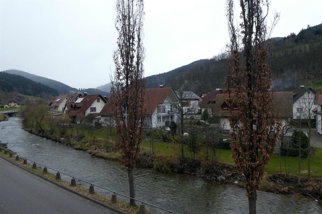 OBERWOLFACH - uitzicht vanaf onze kamer in hotel 3 Könige waar we verbleven