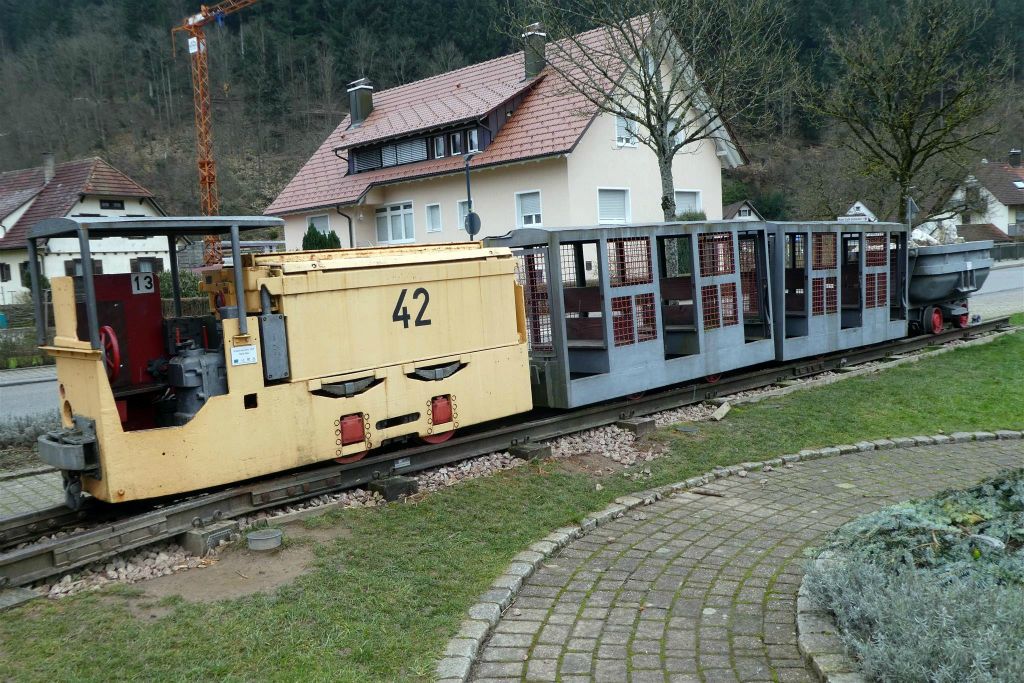 OBERWOLFACH - een trein bij het themapark "Historische mijnbouw, mineralen en wiskunde"