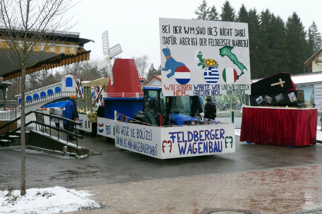 TITISEE - een carnavalswagen