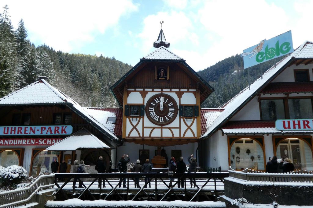 TRIBERG - de grootste koekoeksklok ter wereld bij het Eble Uhrenpark