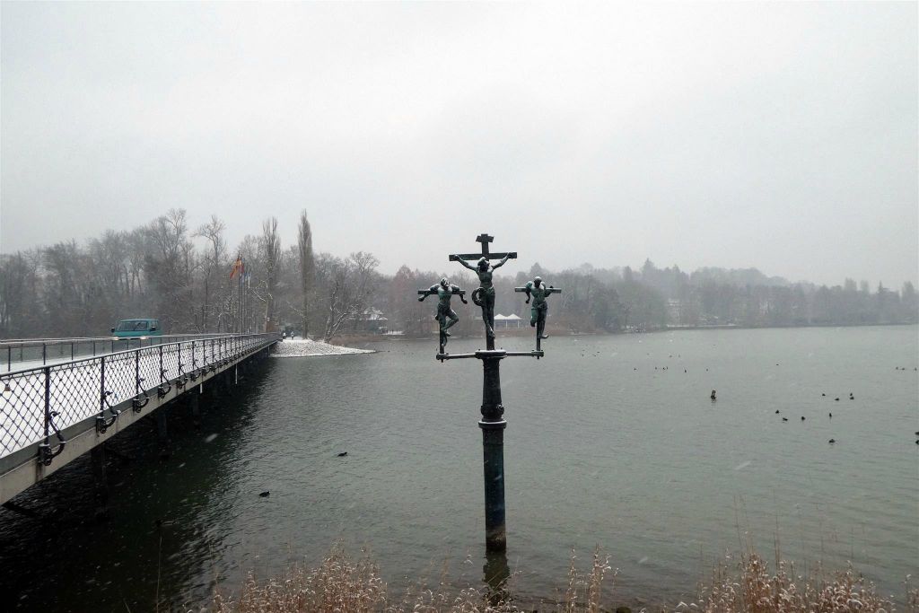 MAINAU - de brug naar het eiland Mainau