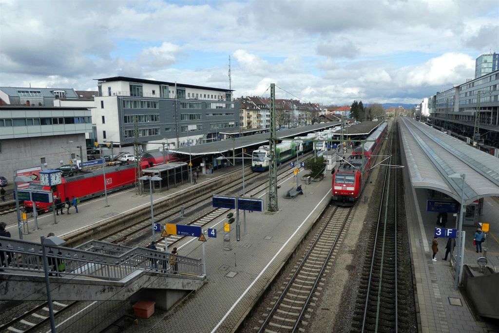 FREIBURG - een treinstation